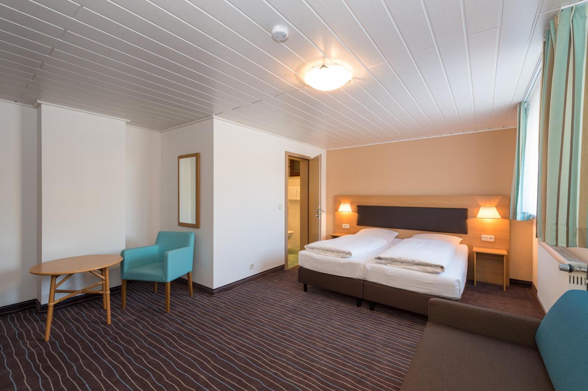Hotel Schneider Allersberg Bilik gambar