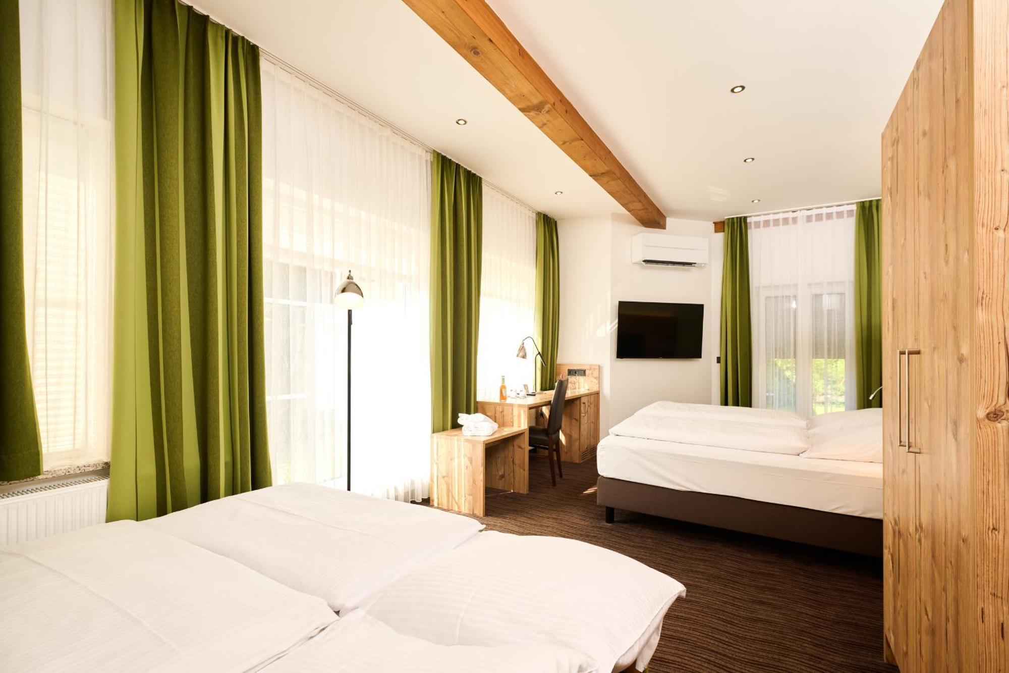 Hotel Schneider Allersberg Bilik gambar