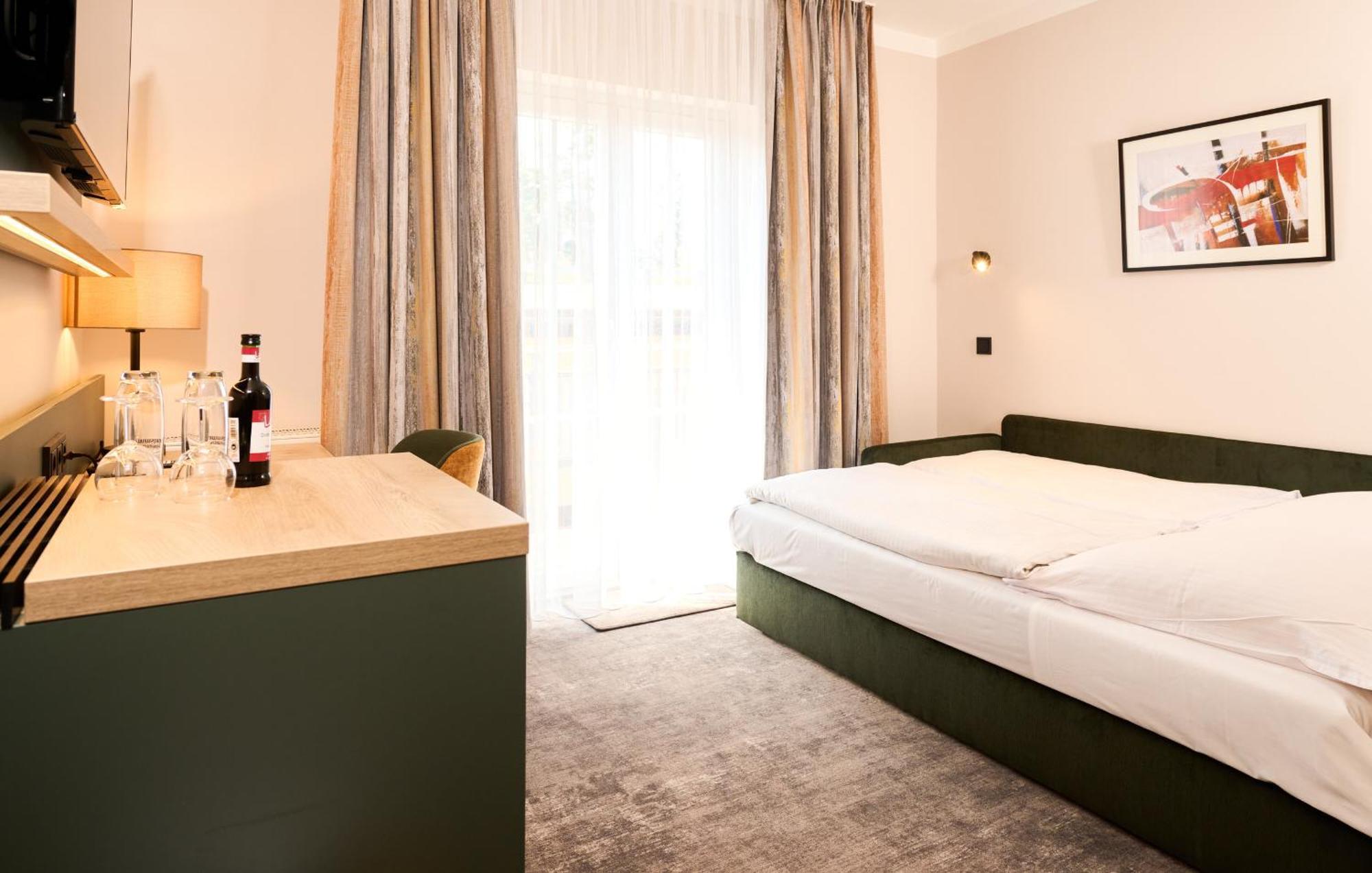 Hotel Schneider Allersberg Bilik gambar